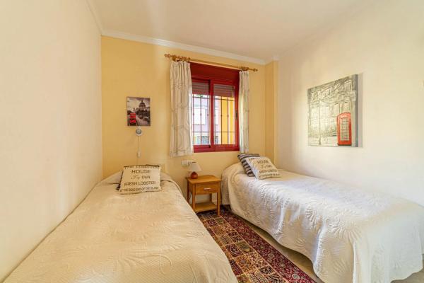 Venta de piso en Calle Narciso, Fuengirola
 photo 4