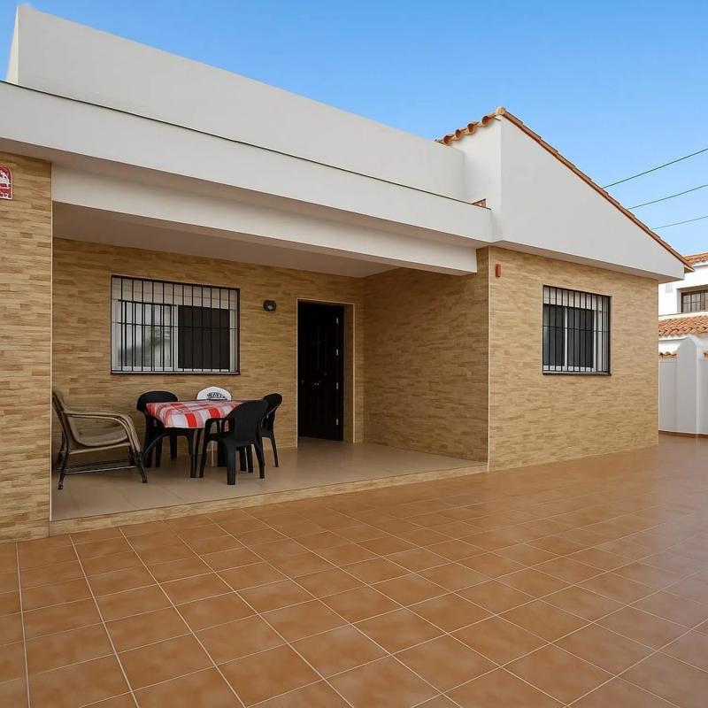 Venta de chalet independiente en Calle Madrid, Fuengirola
photo 2