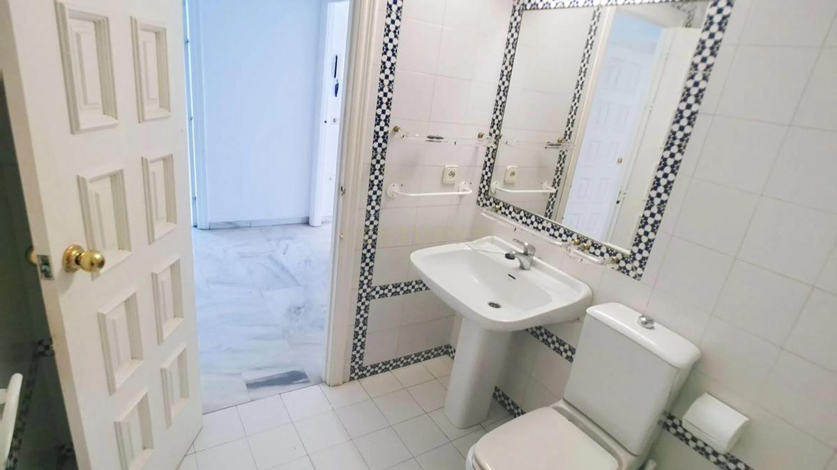Venta de piso en Calle Churruca, 2, Fuengirola
photo 1