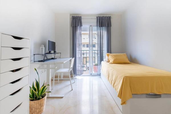 Venta de piso en Calle San Isidro Labrador, 2, Fuengirola
 photo 2