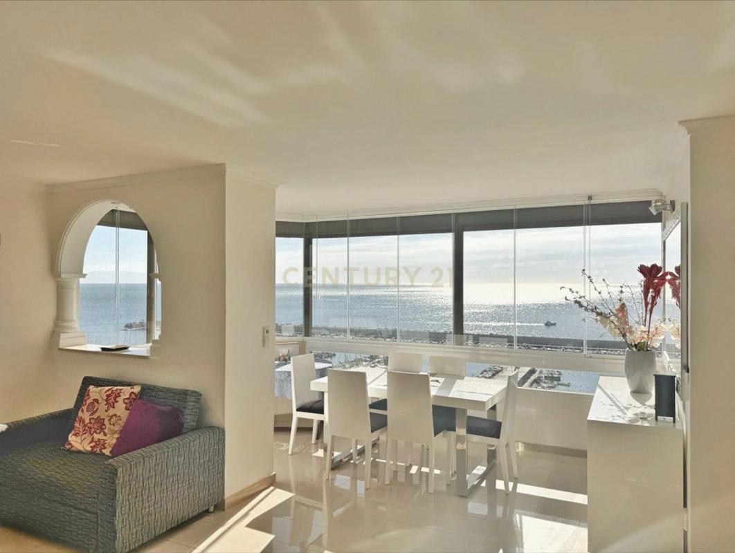 Venta de piso en Paseo Marítimo Rey de España, Fuengirola
photo 1