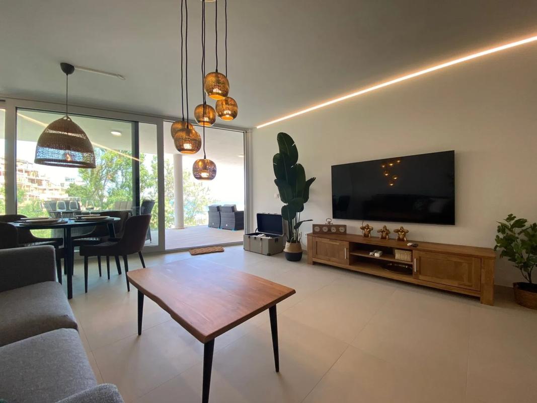 Venta de piso en AV CARVAJAL, Fuengirola
photo 3