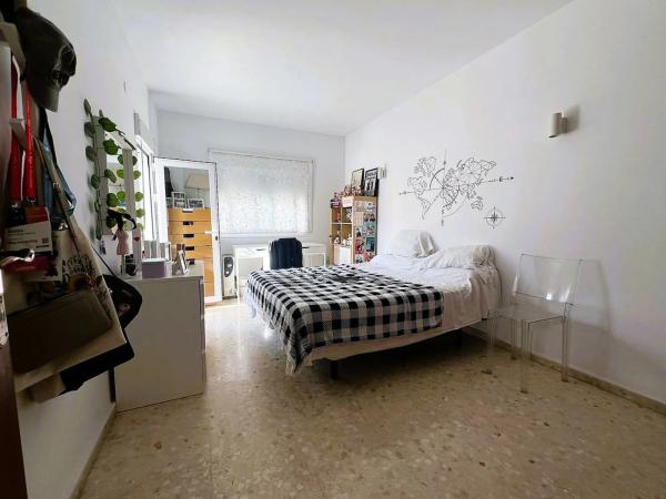 Independent chalet for sale in Calle José de Echegaray, Fuengirola
 photo 1