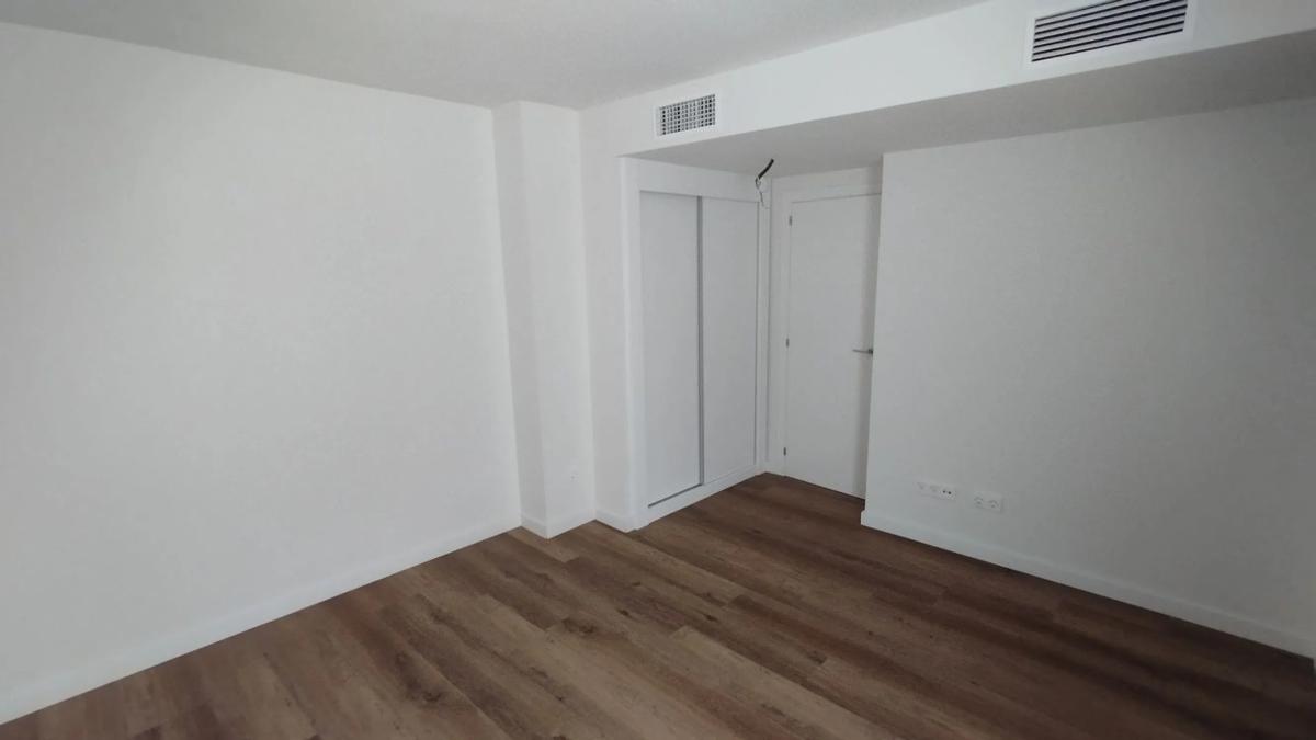 Sale of apartment in Calle Zorzal, 1, Fuengirola
photo 4