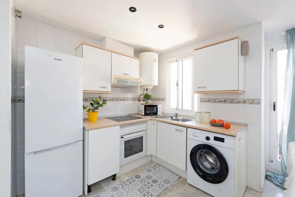 Penthouse for sale at Calle Perdices, Fuengirola thumbnail 2