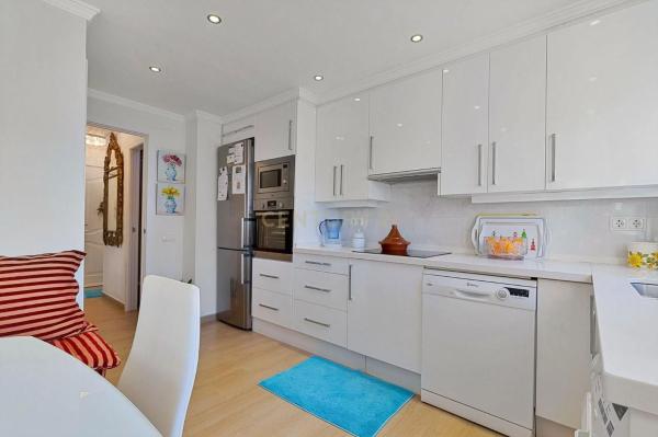Квартира на продажу на  Calle Francisco de Pizarro, 3, Фуэнхирола photo 1