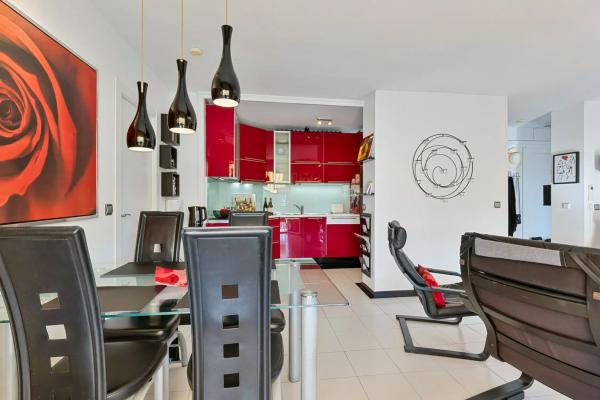 Piso en venta en Calle Maestra Ángeles Aspiazu, 21, Fuengirola
 photo 4