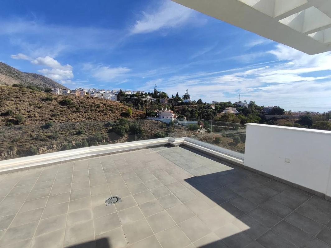 Venta de chalet adosado en  Torreblanca del Sol , Fuengirola photo 4