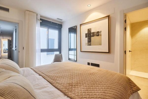 Квартира на продажу на  Avenida Condes de San Isidro, 14, Фуэнхирола photo 4