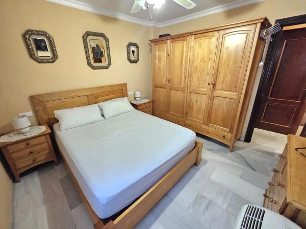 Piso en venta en Calle Lanzarote, 5, Fuengirola
 photo 4