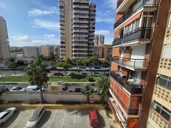 Квартира на продажу на  Zona Puerto Deportivo, Фуэнхирола photo 2