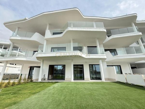 Mieszkanie na sprzedaż w Avenida Fuengirola, 10, Fuengirola photo 1