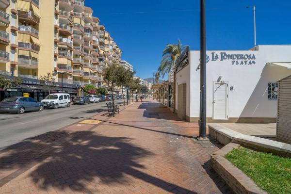 Квартира на продажу на  Calle Miguel Márquez, 17, Фуэнхирола photo 1