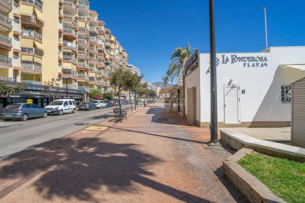 Квартира на продажу на  Calle Miguel Márquez, 17, Фуэнхирола photo 2