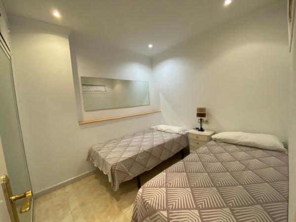 Квартира на продажу на  Calle Martínez Catena, 6, Фуэнхирола photo 1