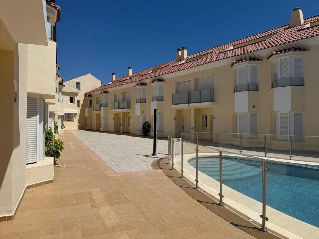 Sprzedaż szeregowego domku w Calle Manolete, 23 B , Fuengirola photo 1