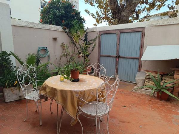 Chalet adosado en venta en Calle Geraneos , Fuengirola thumbnail 2
