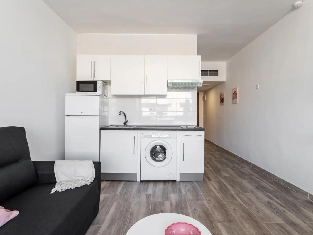 Venta de piso en Calle Martínez Catena, Fuengirola
photo 2