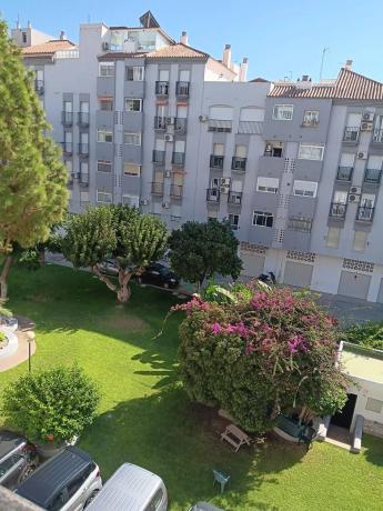 Квартира на продажу на  Avenida Ramón y Cajal, Фуэнхирола photo 2