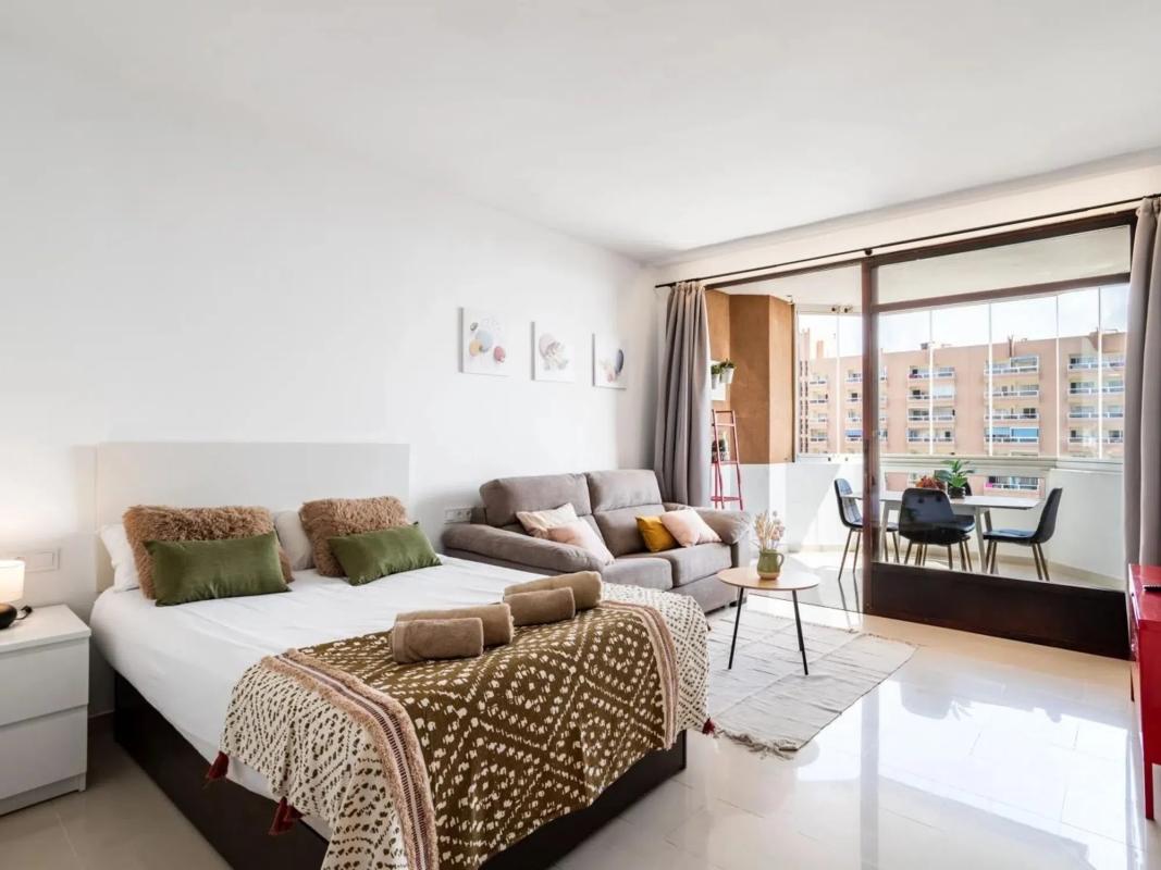 Venta de piso en Calle Martínez Catena, Fuengirola
 photo 2
