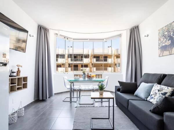 Квартира на продажу на  Calle Martínez Catena, 6, Фуэнхирола photo 2