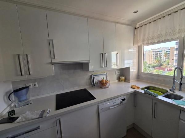 Квартира на продажу на  Zona Puerto Deportivo, Фуэнхирола photo 3