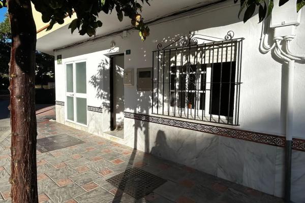 Piso en venta en Calle Soldado Rafael Guerra, 1, Fuengirola
 photo 1