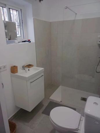 Apartment for sale in Zona Puerto Deportivo, Fuengirola thumbnail 2