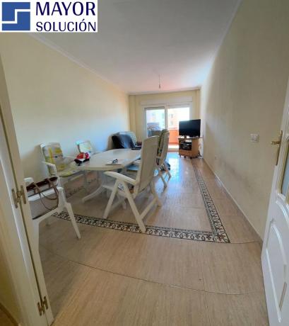 Piso en venta en Calle Reina Sofía, Fuengirola
thumbnail 2