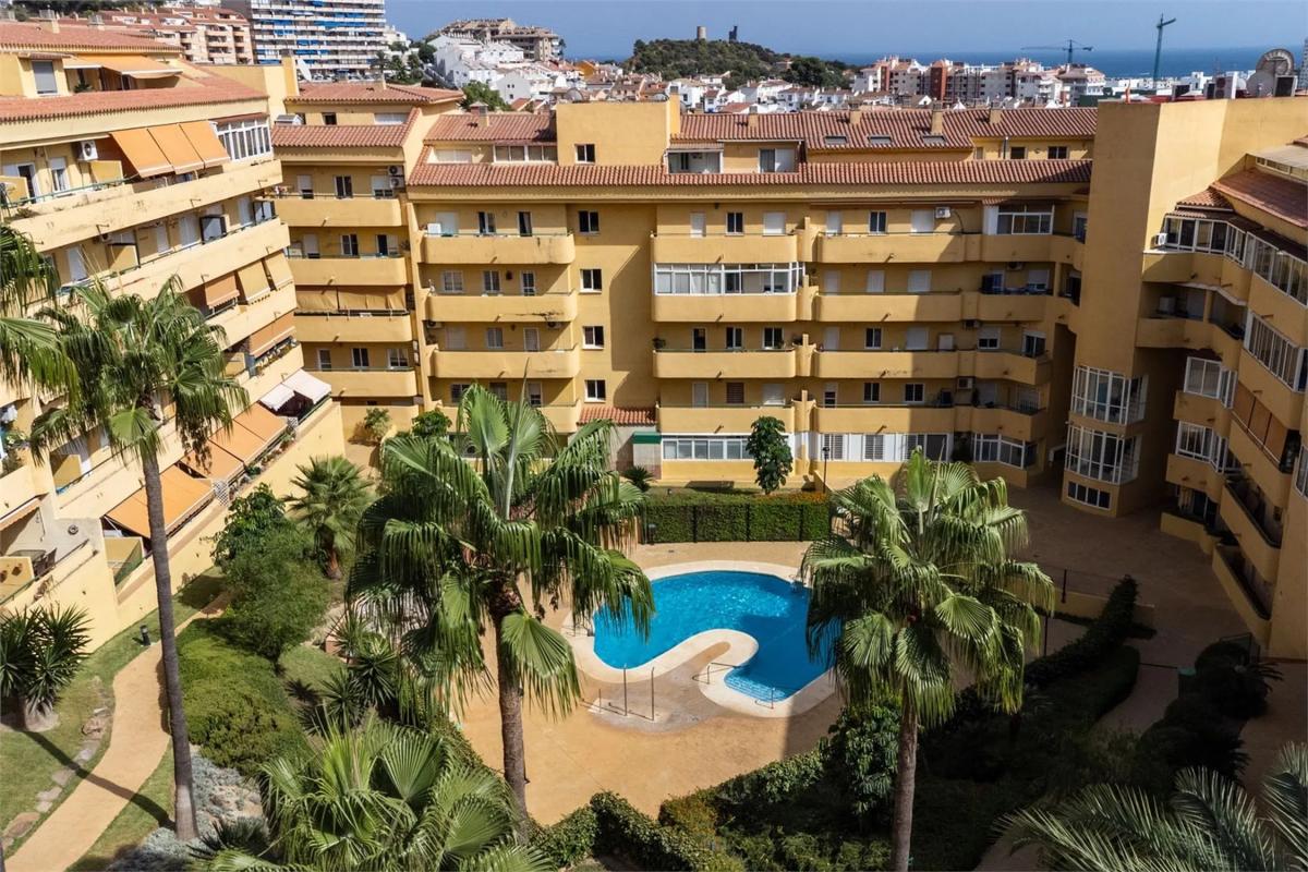 Venta de ático en Calle Jacinto, Fuengirola photo 3