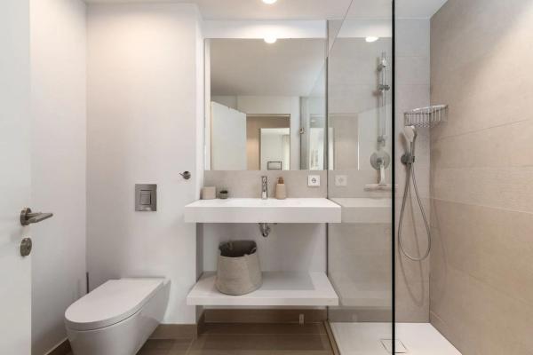 Piso en venta en Avenida 8 de Marzo, Fuengirola
 photo 2