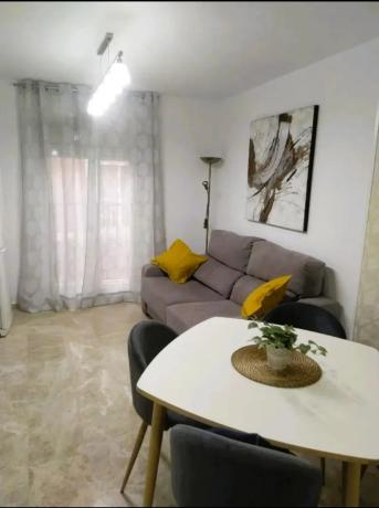 Apartment for sale in Zona Puerto Deportivo, Fuengirola photo 1