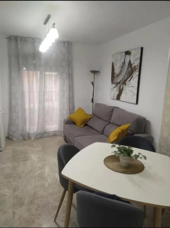 Venta de piso en Calle Nueva, 21, Fuengirola
photo 2