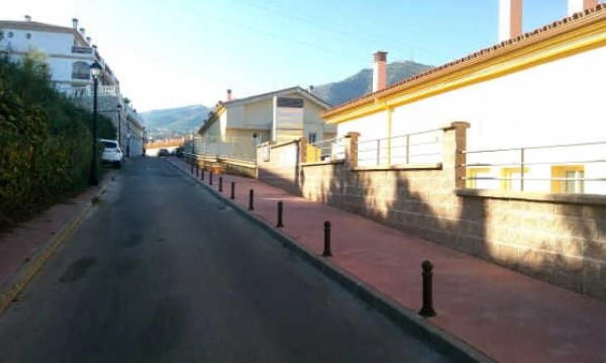 Venta de piso en Calle Perdices, Fuengirola
photo 1