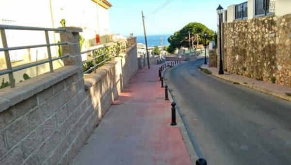 Apartment for sale in  Calle Perdices, Fuengirola photo 2
