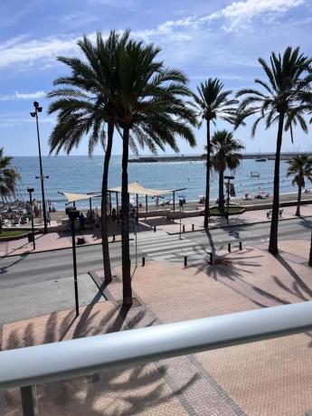 Apartment for sale in Paseo Marítimo Rey de España, Fuengirola photo 1