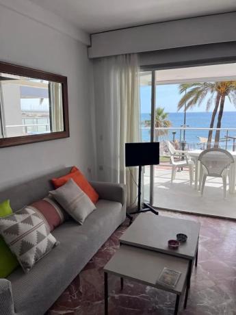 Apartment for sale in  Paseo Marítimo Rey de España, Fuengirola photo 4