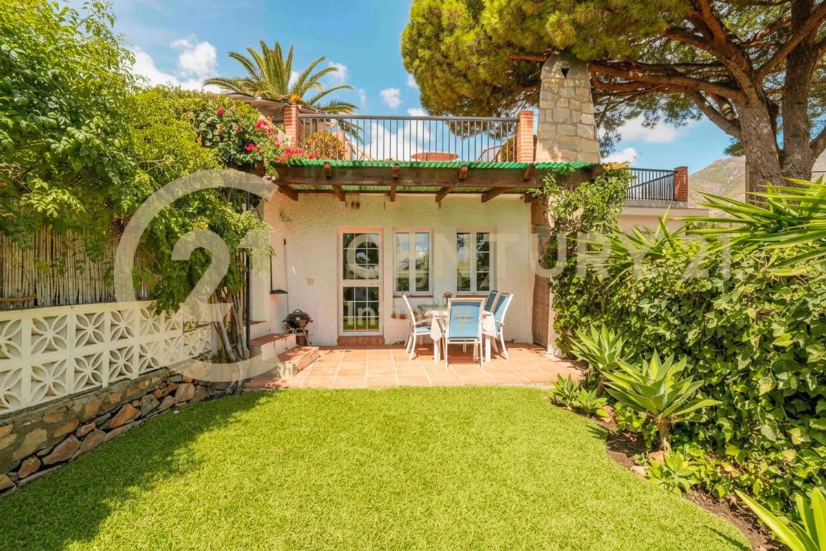 Venta de chalet independiente en Calle las Tórtolas, 22, Fuengirola
 photo 2