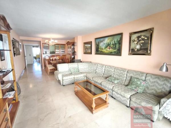 Apartment for sale in  Paseo Marítimo Rey de España, Fuengirola photo 4