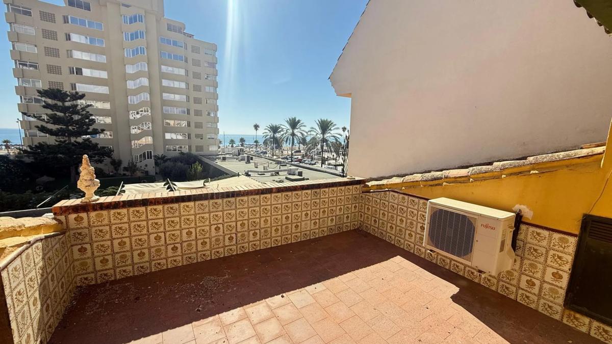 Venta de chalet independiente en Calle Cañuelo, Fuengirola
photo 2