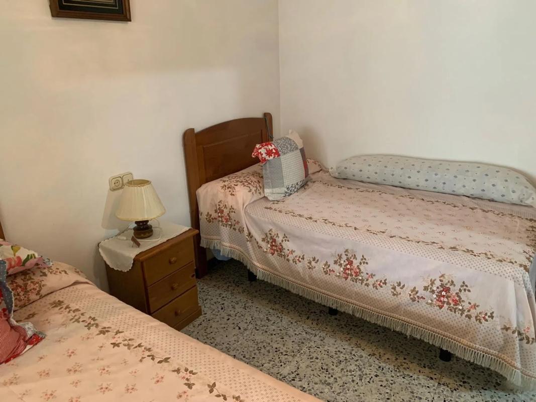 Продажа таунхауса в Calle Doctor Fleming , Фуэнхирола photo 2