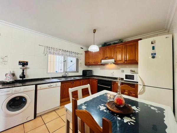Independent chalet for sale in Los Boliches, Fuengirola
 photo 3