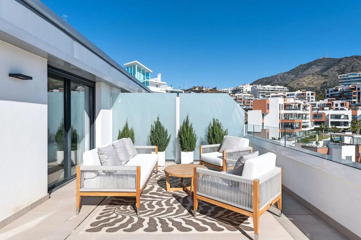 Penthouse sale in Calle Begoña, 3, Fuengirola photo 5
