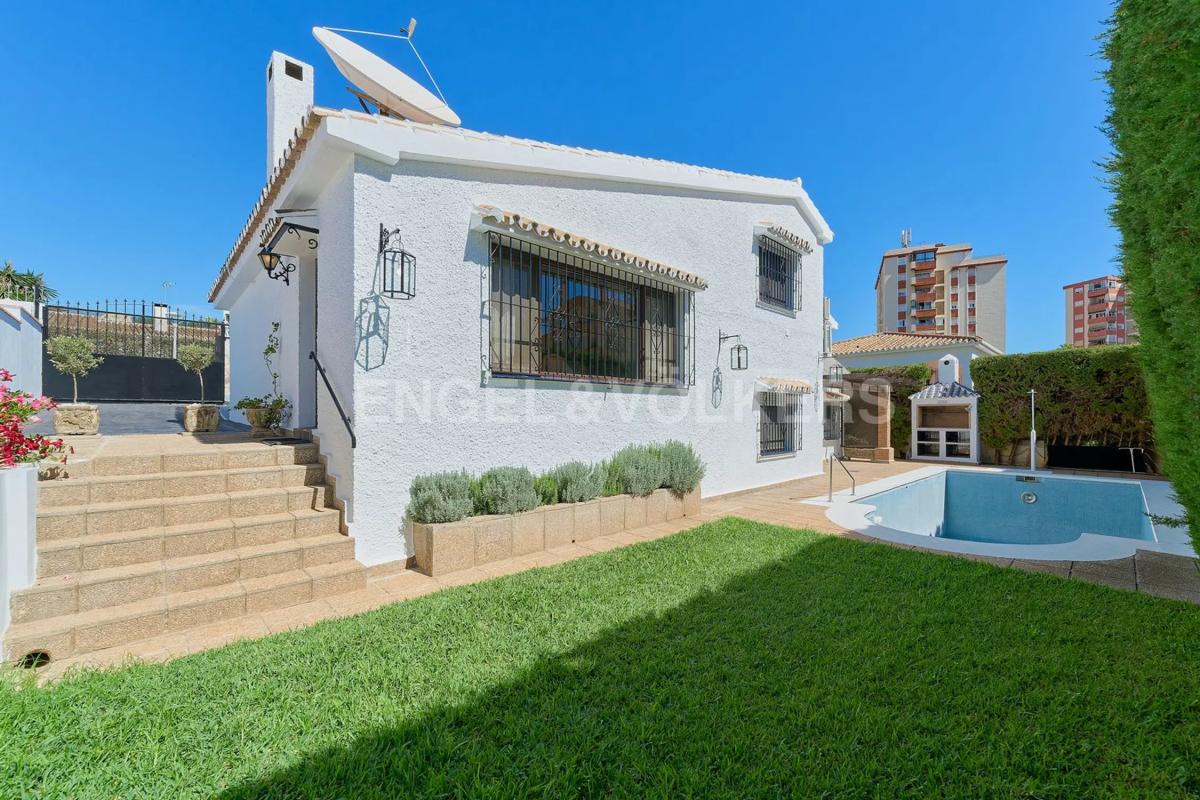 Venta de chalet independiente en Calle Agua, Fuengirola
photo 2