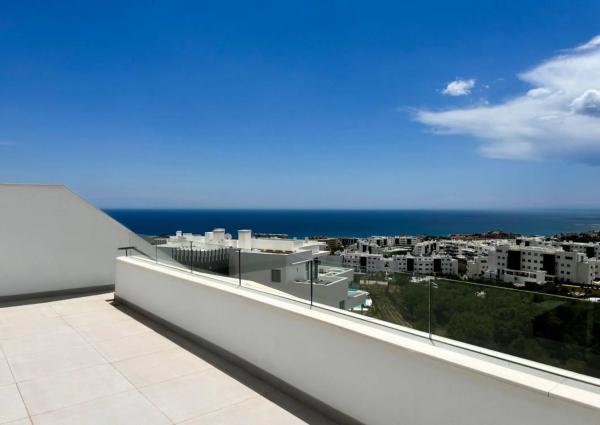 Penthouse for sale at Avenida Fuengirola, 7, Fuengirola thumbnail 2