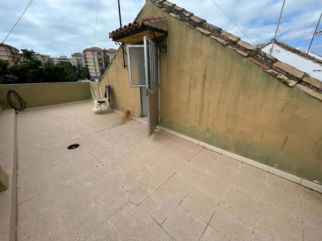 Venta de chalet adosado en Calle Monaguillo , Fuengirola photo 3