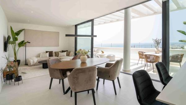 Penthouse for sale at Calle Paula, 2, Fuengirola photo 1