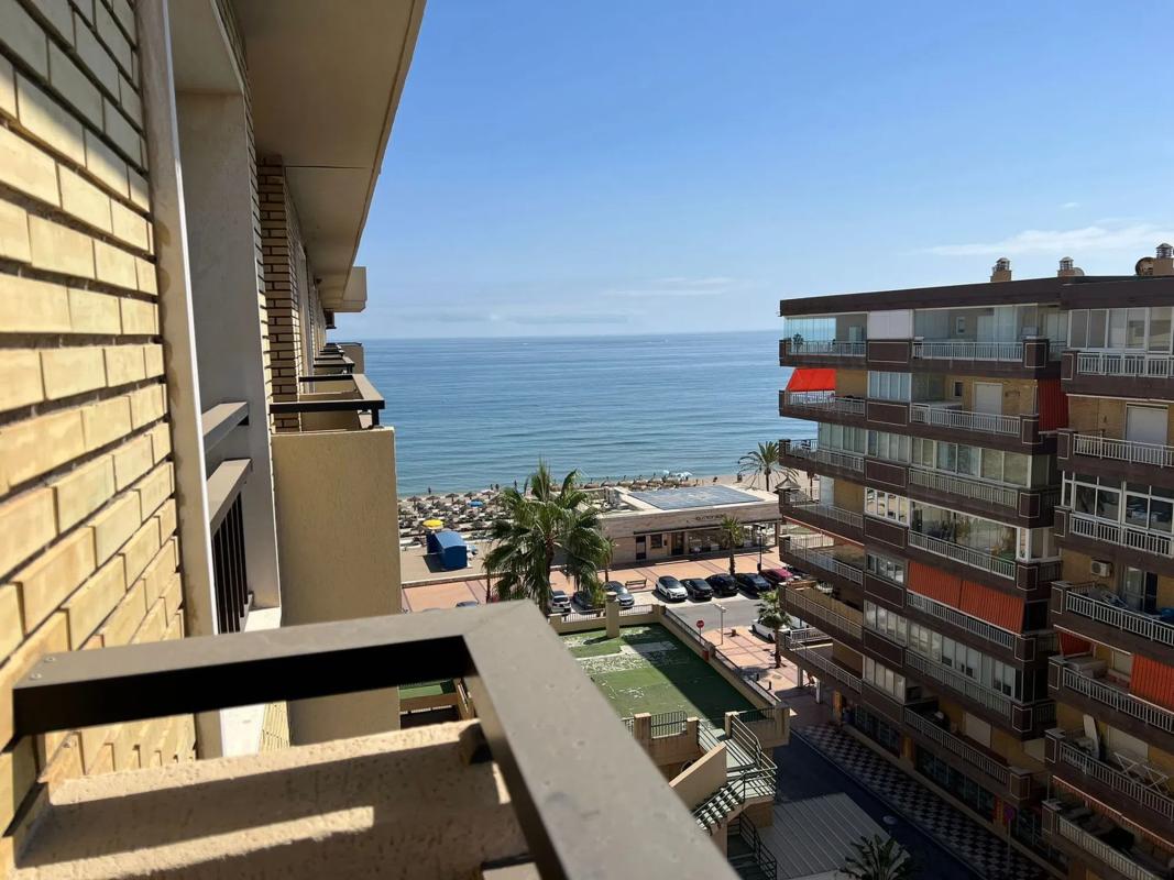 Venta de piso en Paseo Marítimo Rey de España, 97, Fuengirola
photo 1