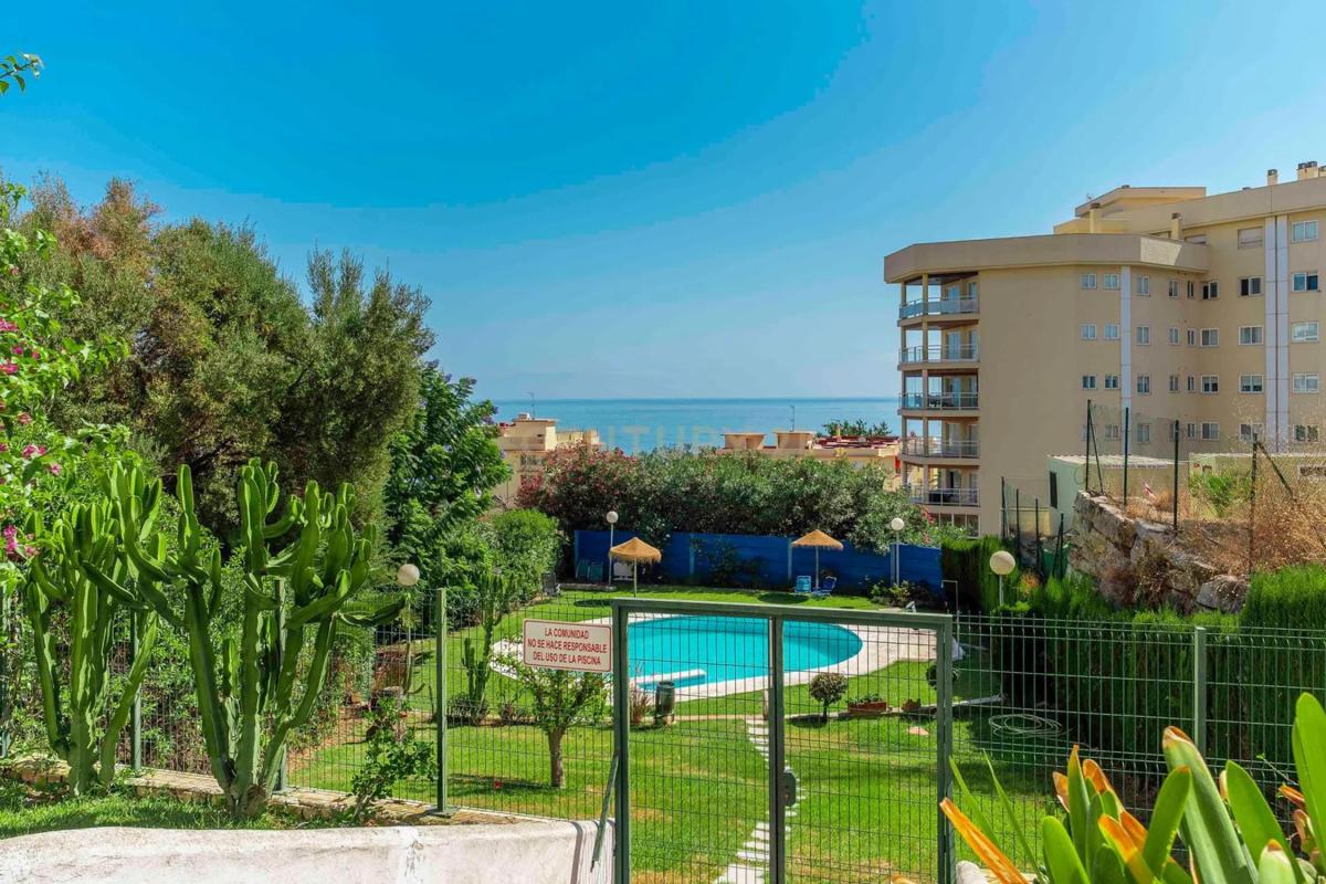 Venta de piso en Calle Nogal, 2, Fuengirola
photo 1