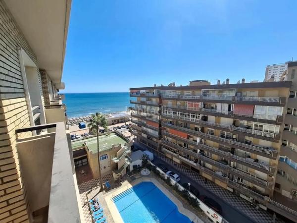 Mieszkanie na sprzedaż w Calle las Deblas, Fuengirola photo 1
